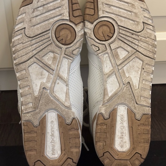 New Balance 550 - Picture 2 of 5